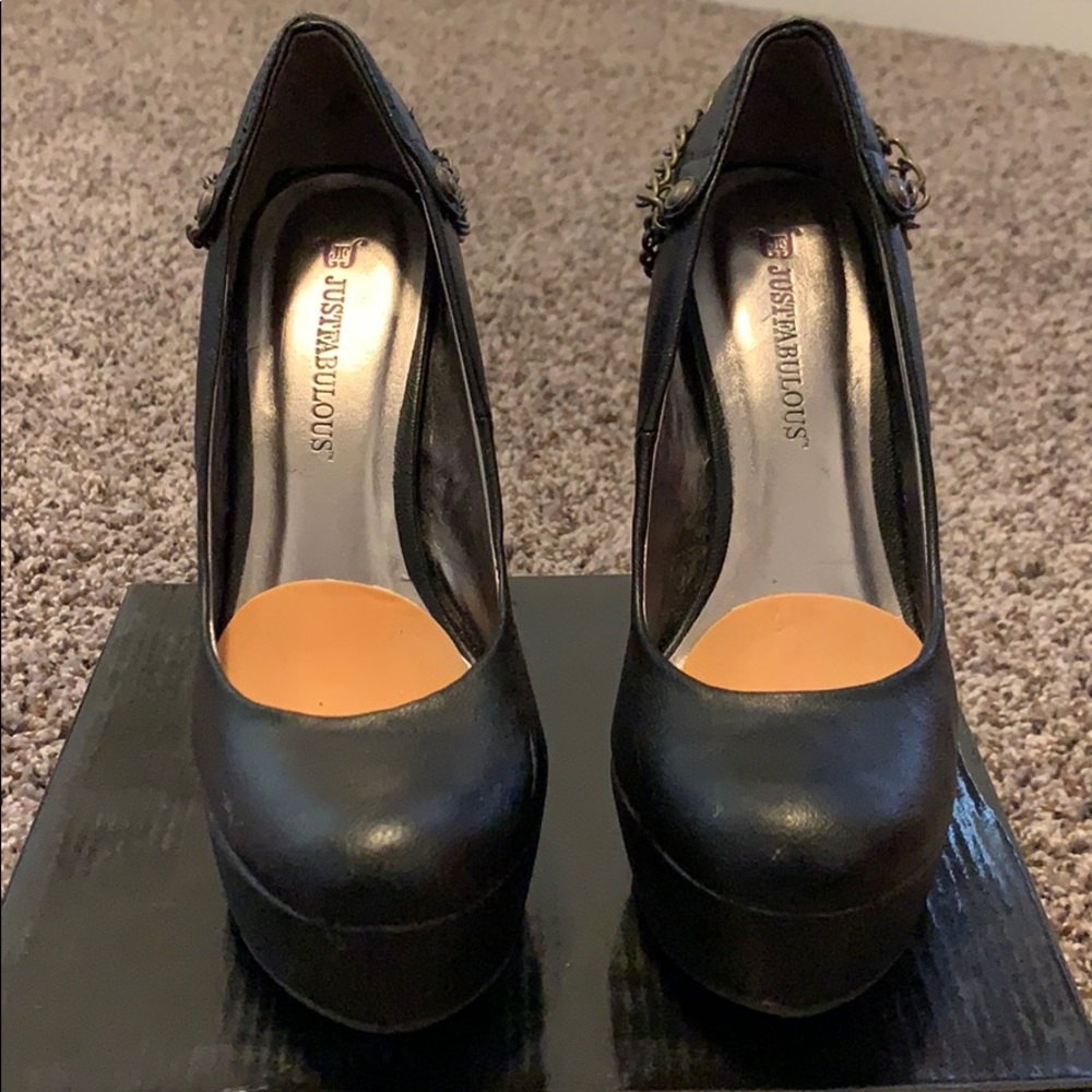 Rilletta black heels